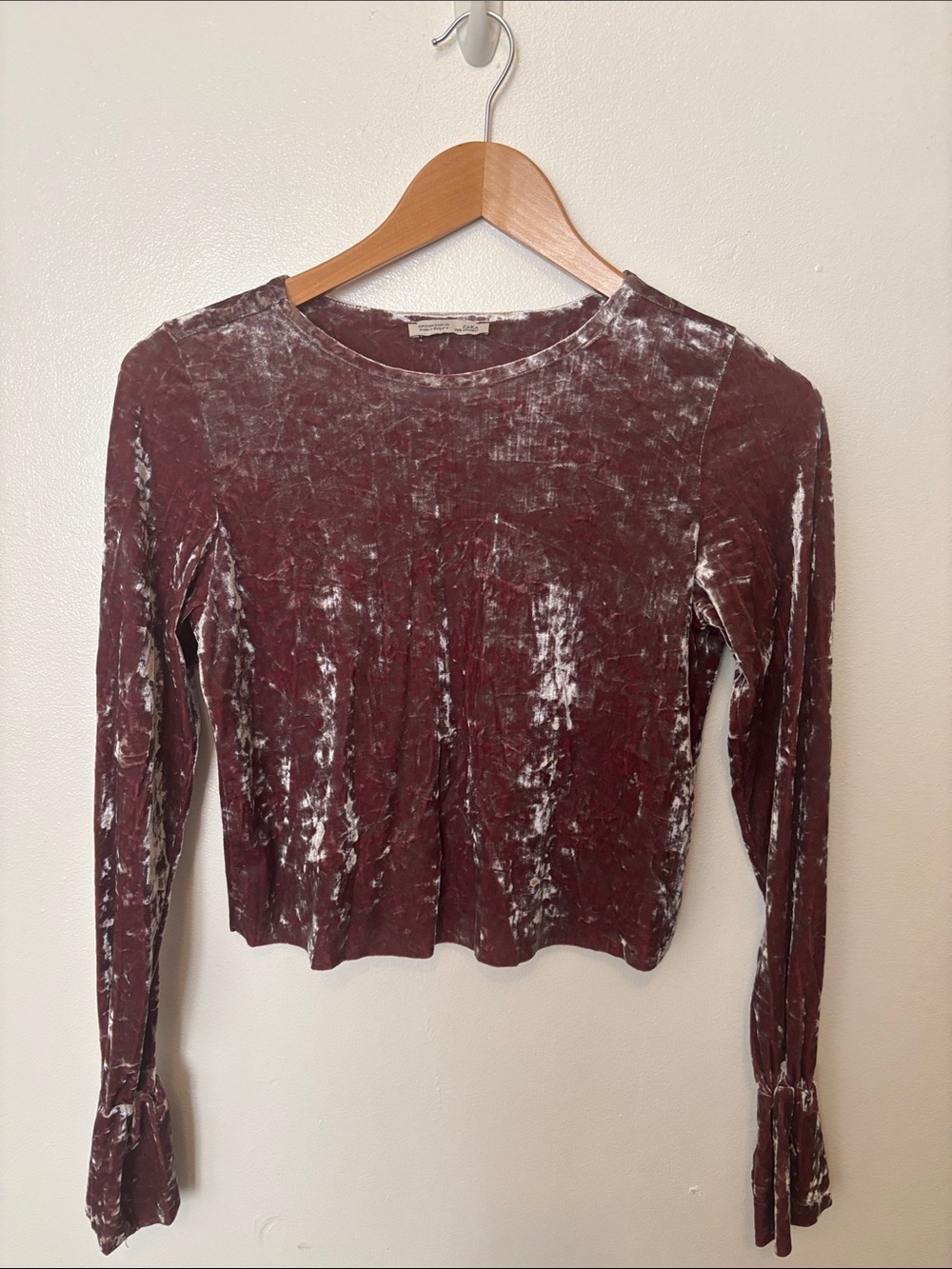 Zara Crushed Velvet Long Sleeve Tee in Burgundy